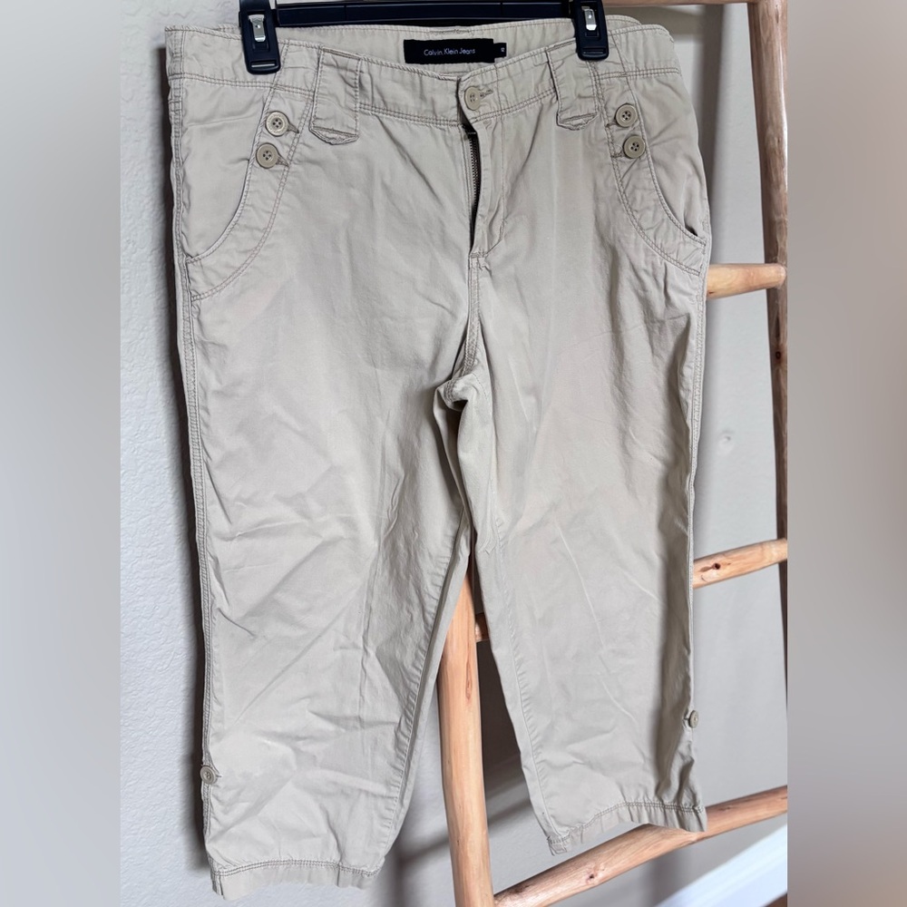 Calvin Klein Capri Pants Women’s 12 Beige 100% Cotton Crop Button Hem Casual